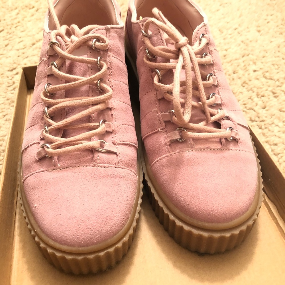 Urban Outffiters Platform Suede Laceup Sneaker